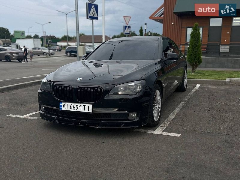 BMW 7 Series 2011
