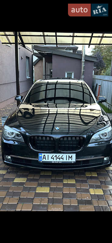 BMW 7 Series 2011