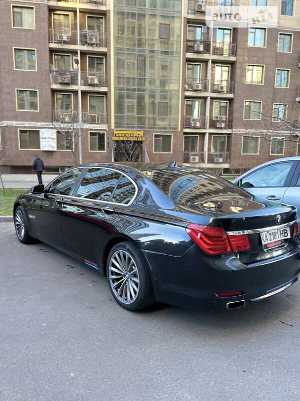 BMW 7 Series 2012