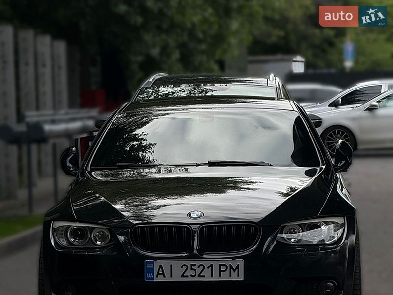 BMW 3 Series 2011
