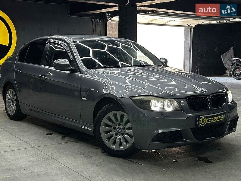 BMW 3 Series 2009