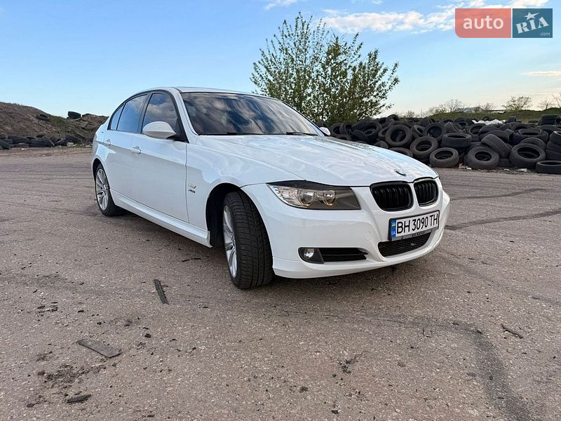 BMW 3 Series 2009