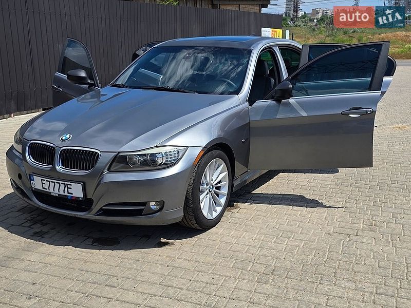 BMW 3 Series 2009