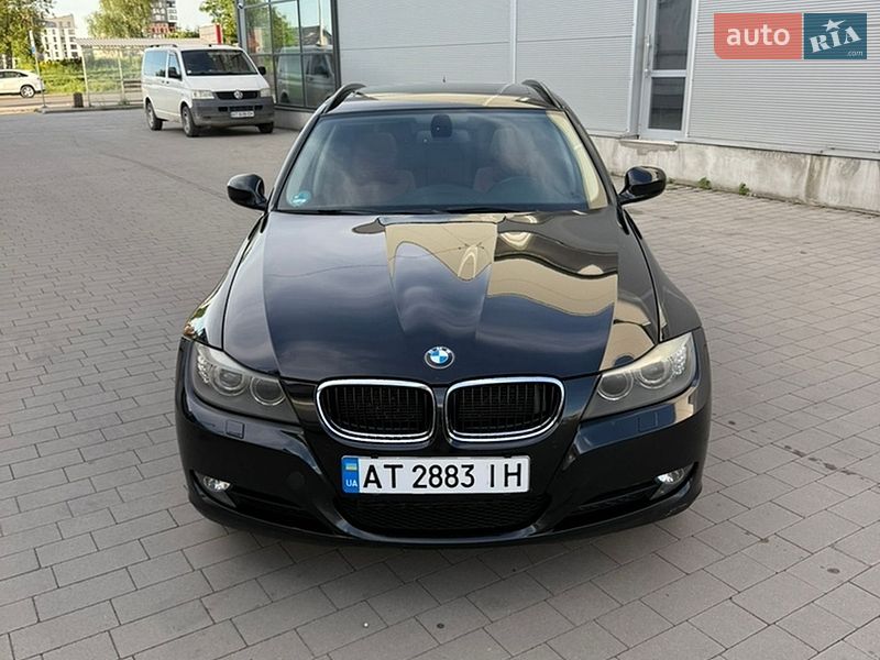 BMW 3 Series 2010