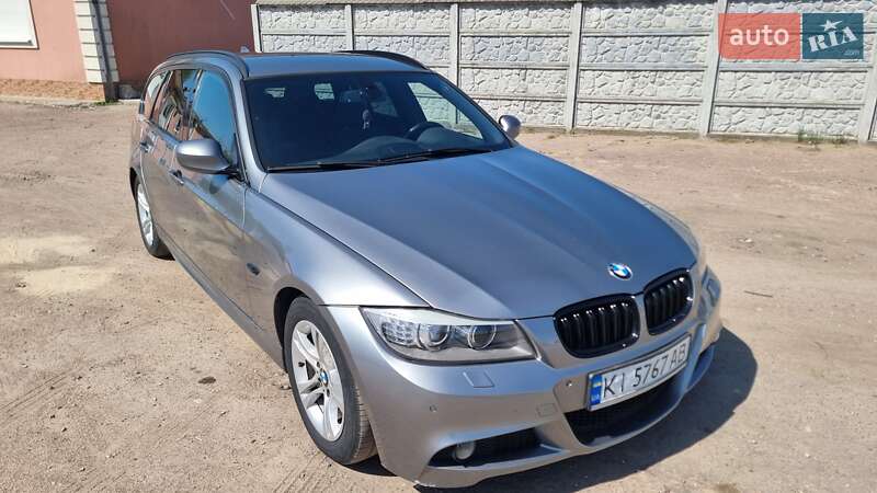 BMW 3 Series 2011