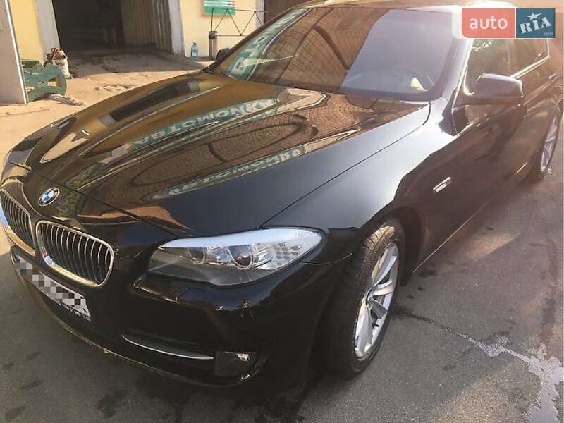 BMW 5 Series 2011