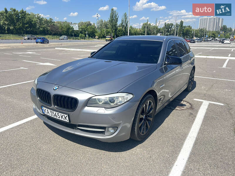 BMW 5 Series 2012