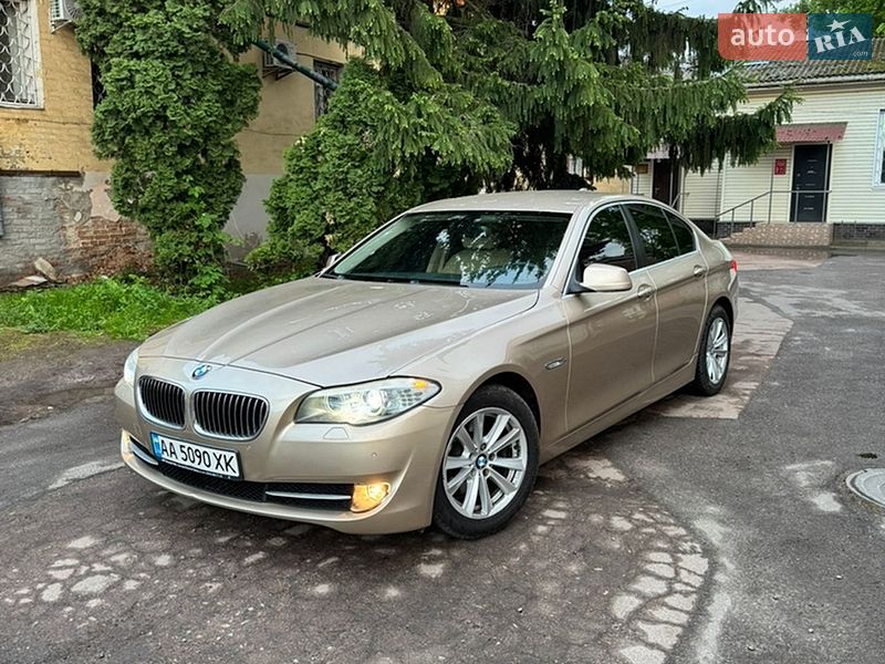 BMW 5 Series 2011