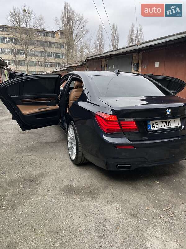 BMW 7 Series 2013