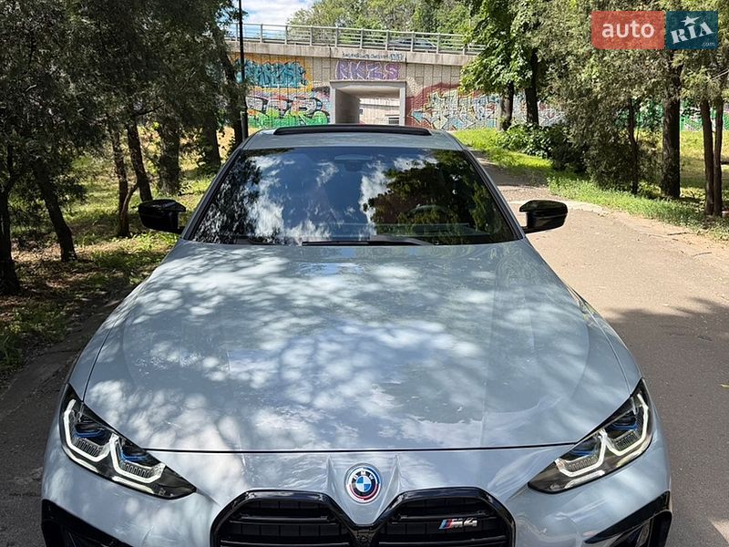 BMW i4 2023