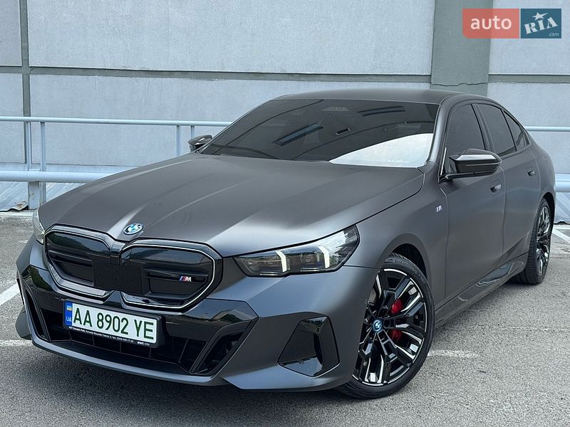 BMW i5 2024