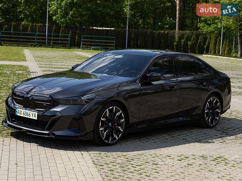 BMW i5 2023