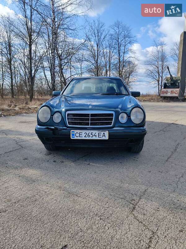 Mercedes-Benz E-Class 1996