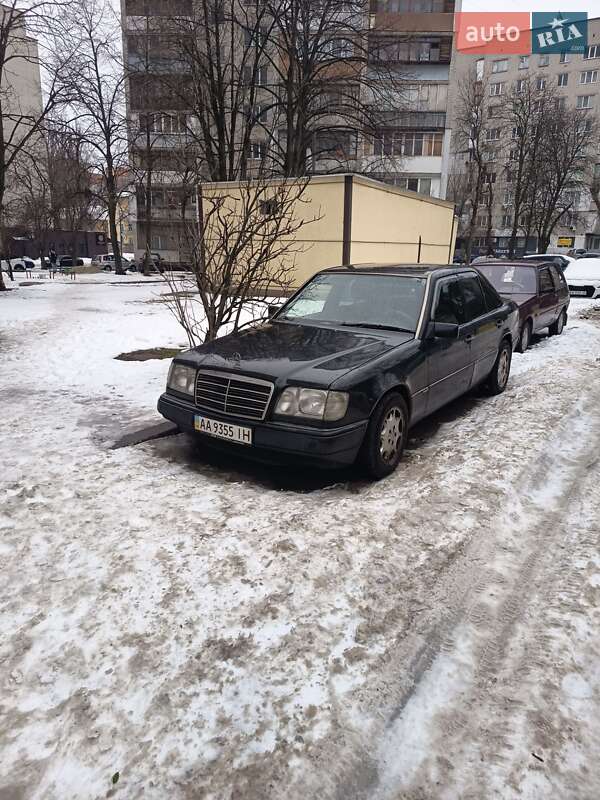 Mercedes-Benz E-Class 1991