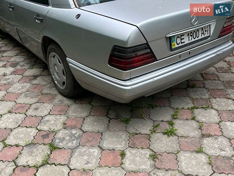 Mercedes-Benz E-Class 1995