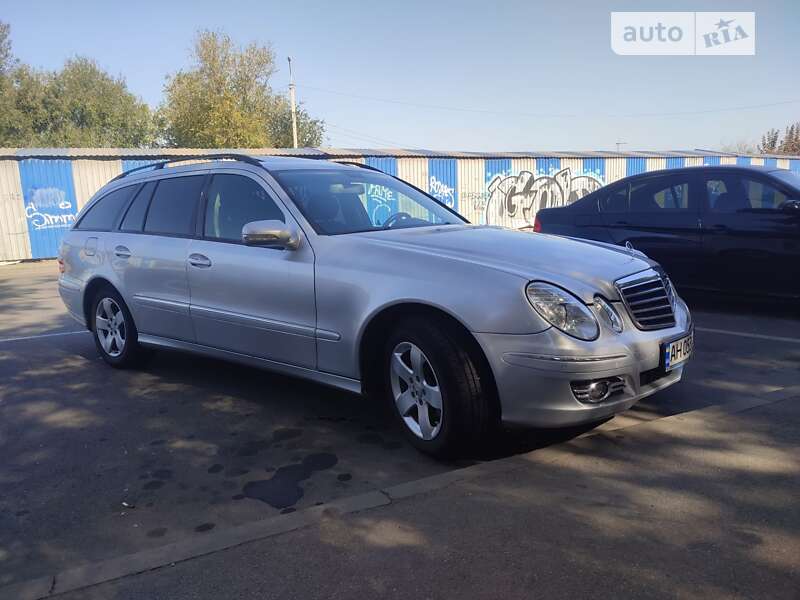 Mercedes-Benz E-Class 2009