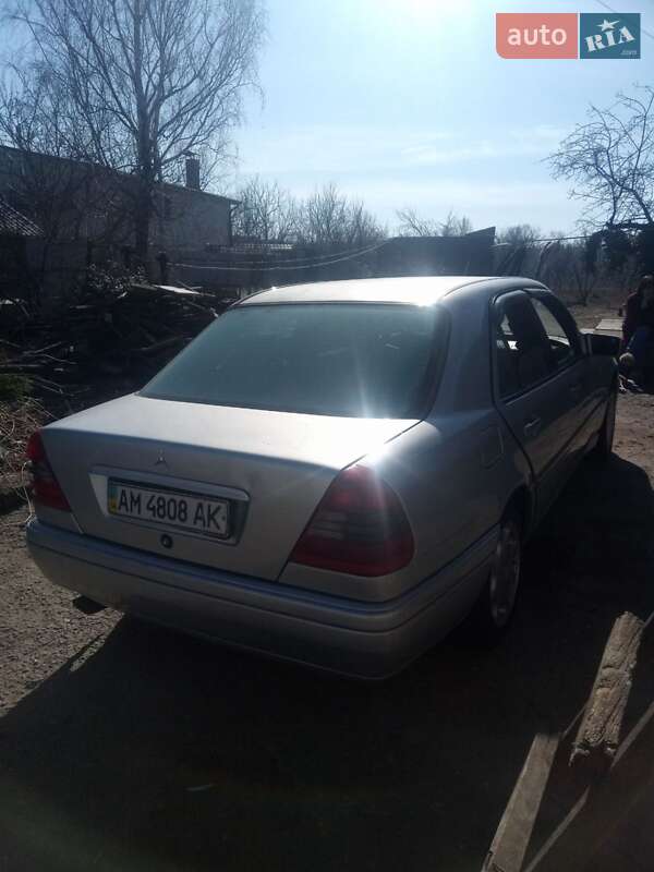 Mercedes-Benz C-Class 1997