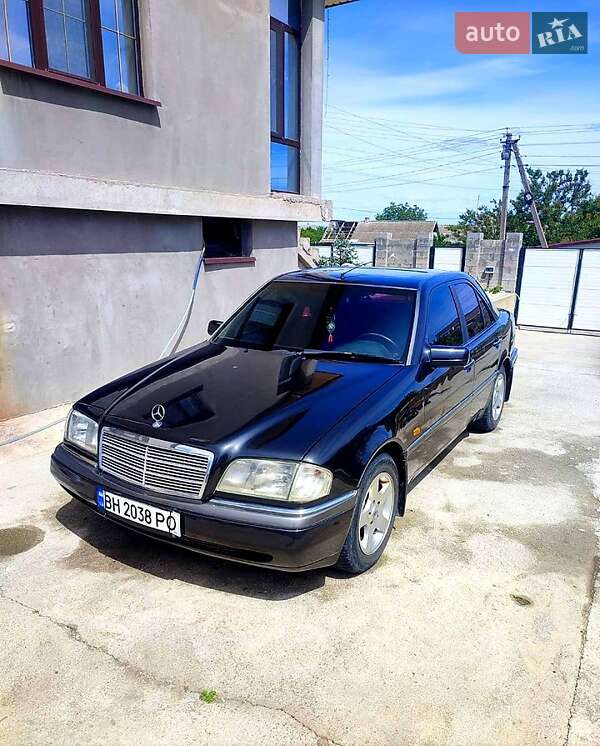 Mercedes-Benz C-Class 1994