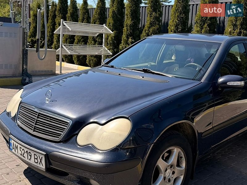 Mercedes-Benz C-Class 2001