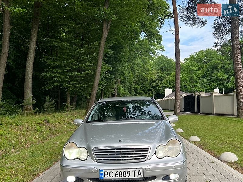 Mercedes-Benz C-Class 2002