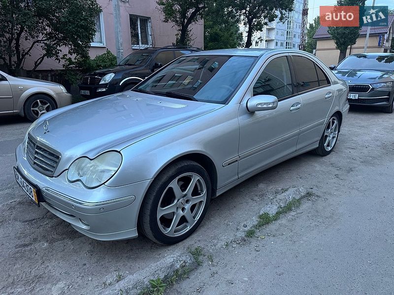 Mercedes-Benz C-Class 2003