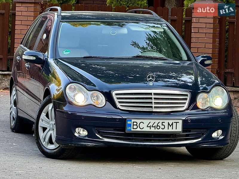 Mercedes-Benz C-Class 2005