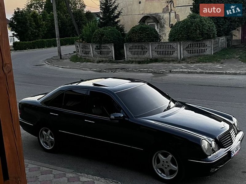 Mercedes-Benz E-Class 2000