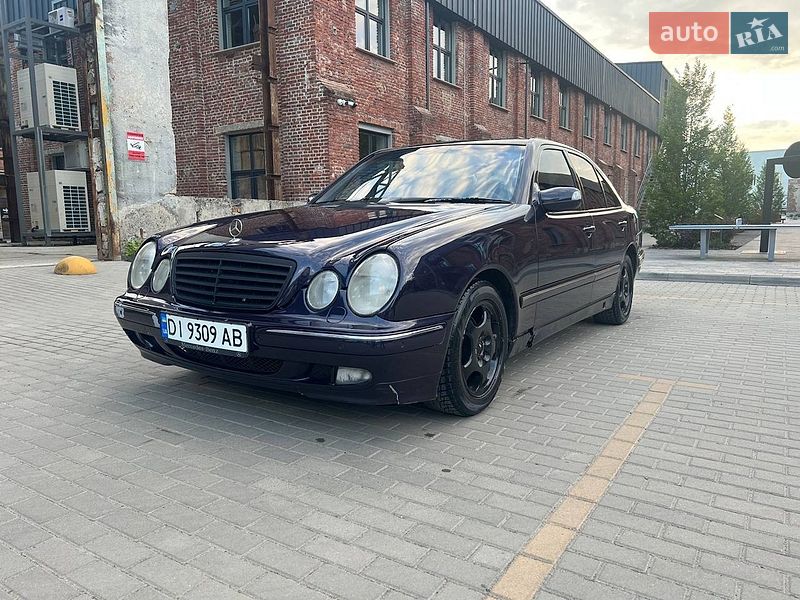 Mercedes-Benz E-Class 1999