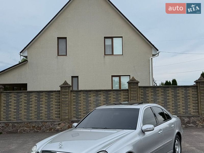 Mercedes-Benz E-Class 2004