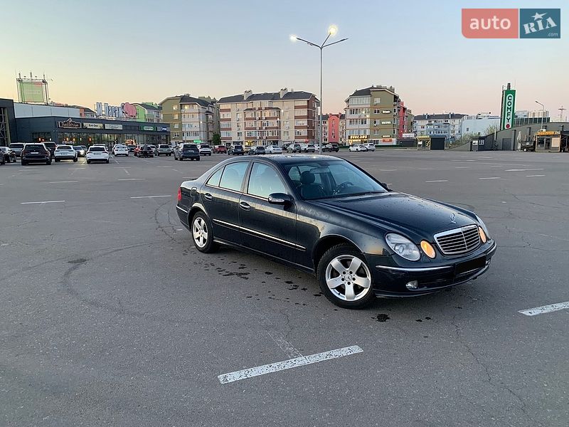 Mercedes-Benz E-Class 2004