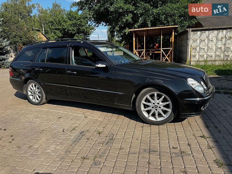 Mercedes-Benz E-Class 2005