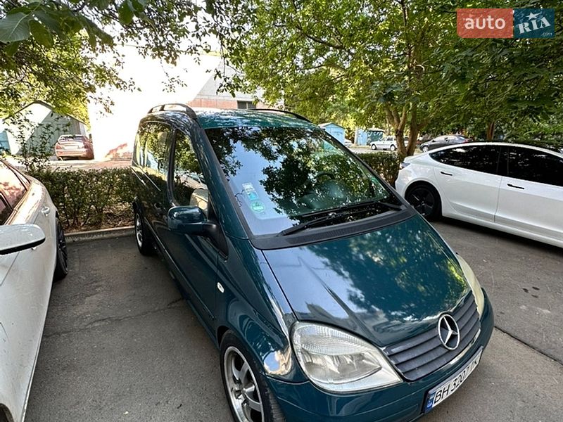 Mercedes-Benz Vaneo 2002