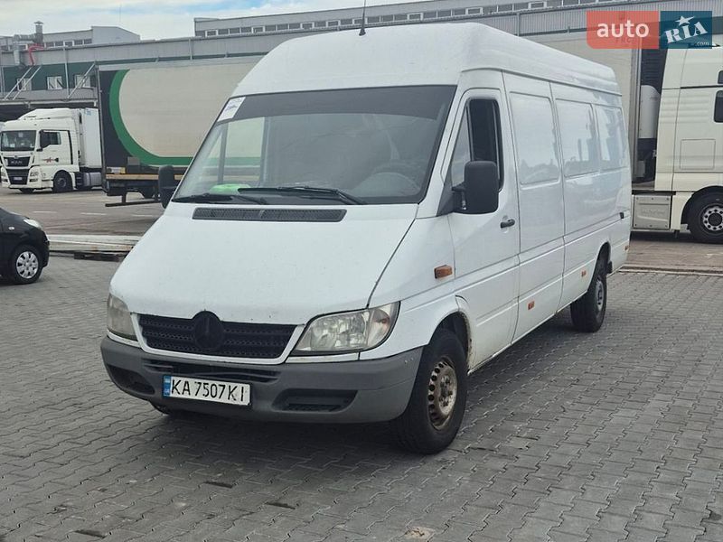 Mercedes-Benz Sprinter 2005