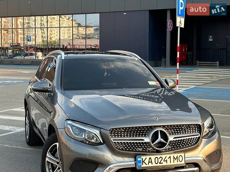 Mercedes-Benz GLC-Class 2019