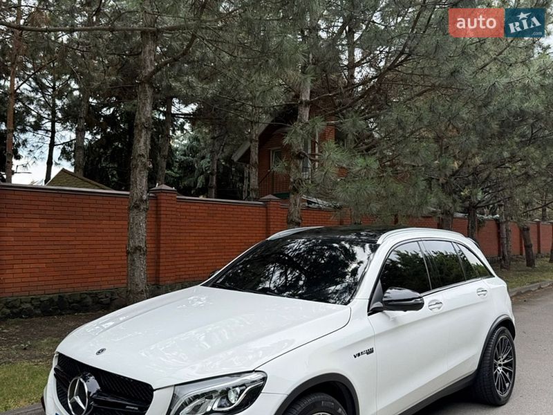 Mercedes-Benz GLC-Class 2017