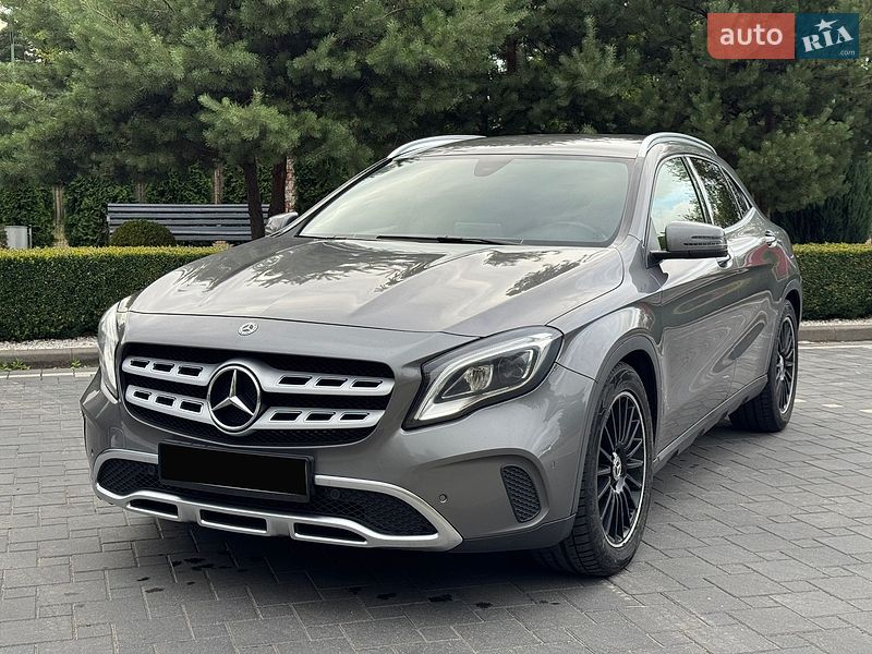 Mercedes-Benz GLA-Class 2017