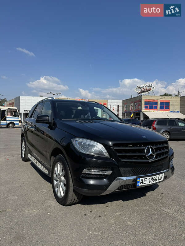 Mercedes-Benz M-Class 2015