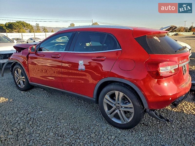 Mercedes-Benz GLA-Class 2019