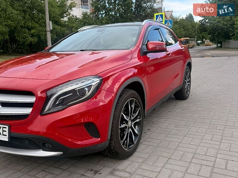 Mercedes-Benz GLA-Class 2015