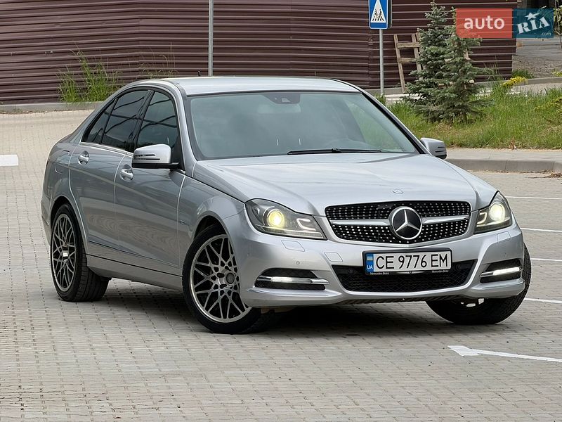 Mercedes-Benz C-Class 2011