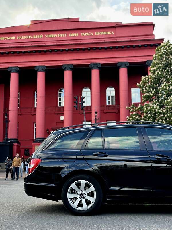 Mercedes-Benz C-Class 2012
