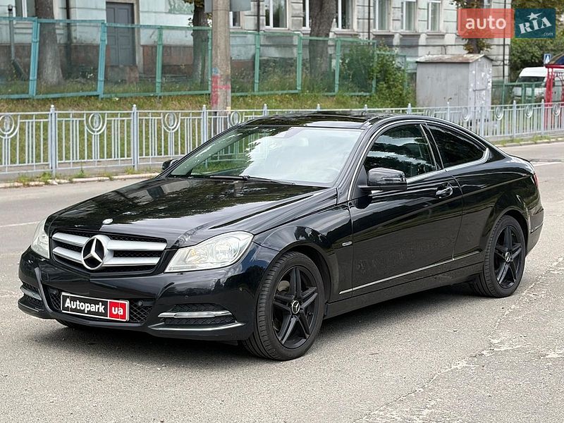 Mercedes-Benz C-Class 2011