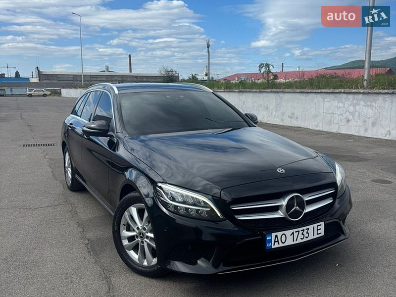 Mercedes-Benz C-Class 2018
