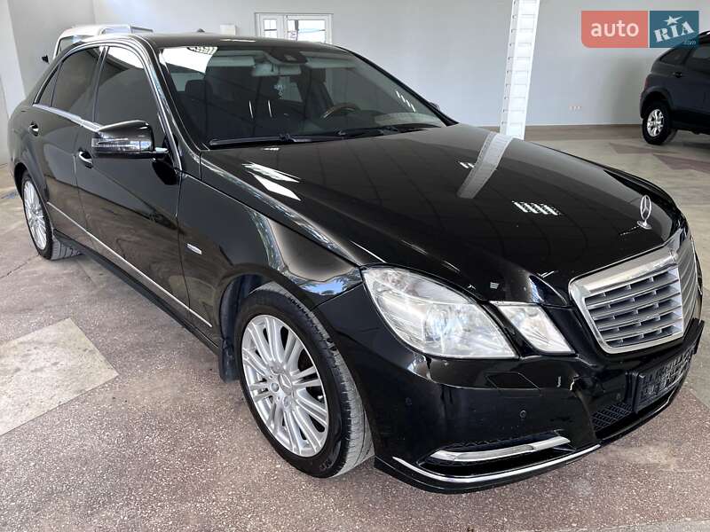 Mercedes-Benz E-Class 2012