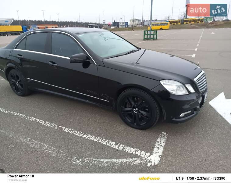 Mercedes-Benz E-Class 2009