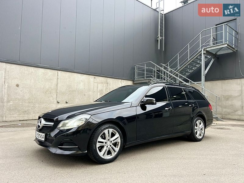 Mercedes-Benz E-Class 2011