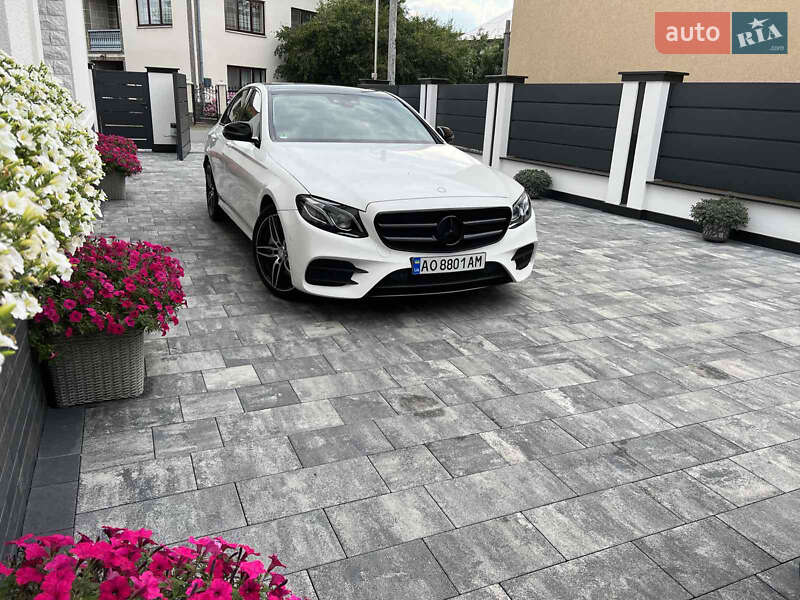 Mercedes-Benz E-Class 2016