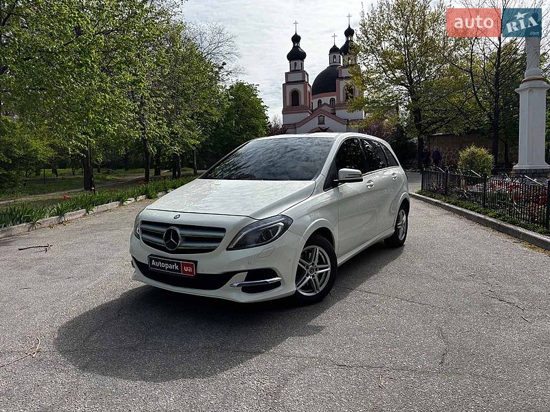 Mercedes-Benz B-Class 2015