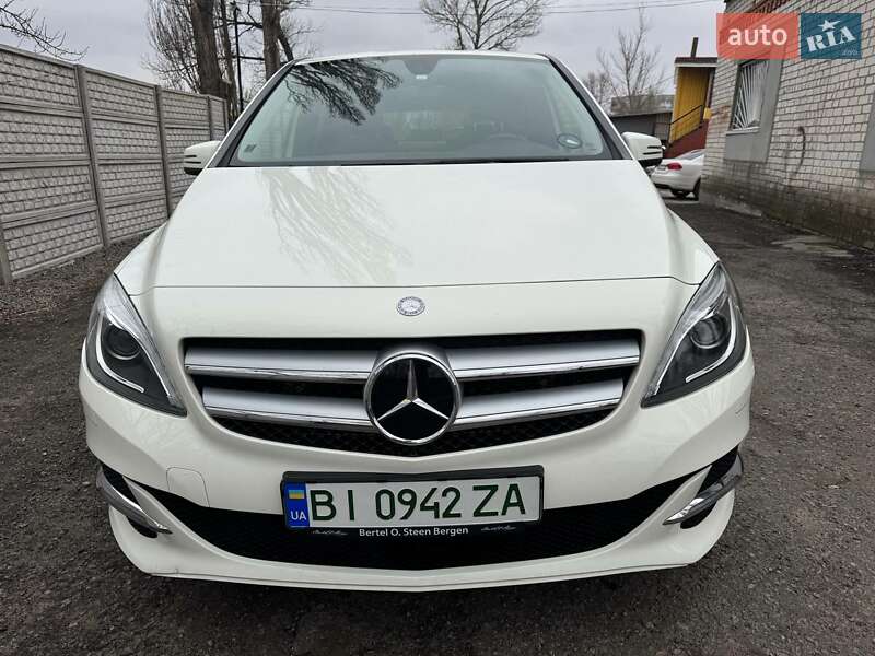 Mercedes-Benz B-Class 2016