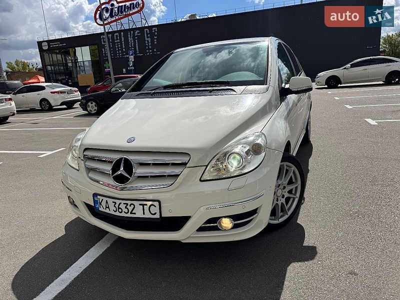 Mercedes-Benz B-Class 2010